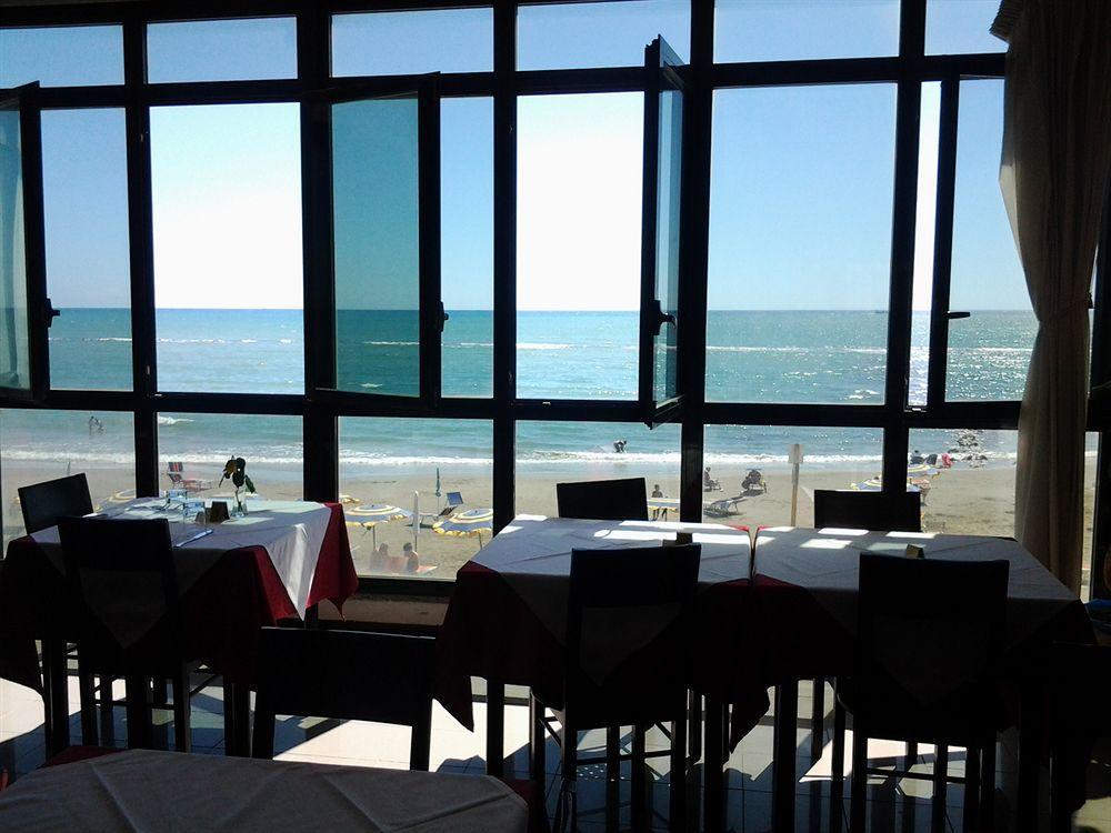Marocca Hotell Nettuno Eksteriør bilde