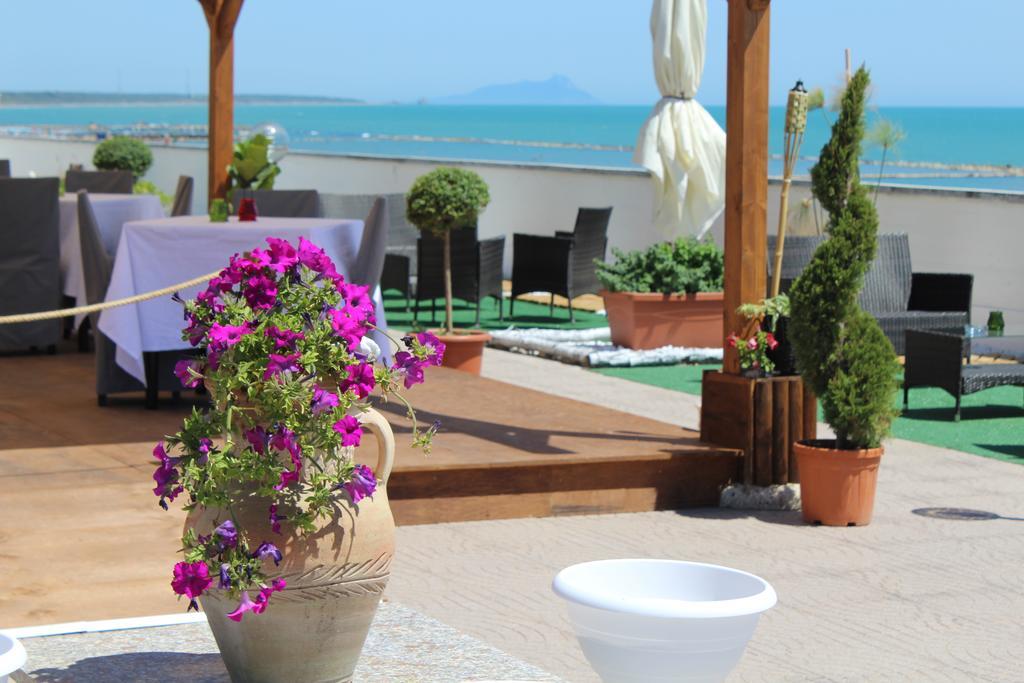 Marocca Hotell Nettuno Eksteriør bilde