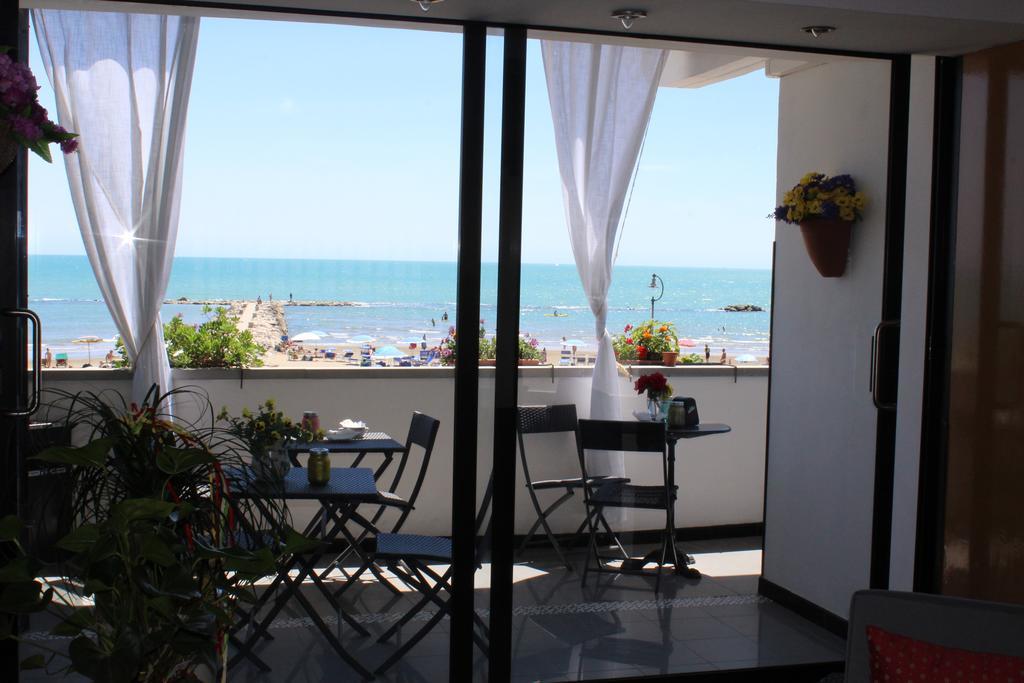 Marocca Hotell Nettuno Eksteriør bilde