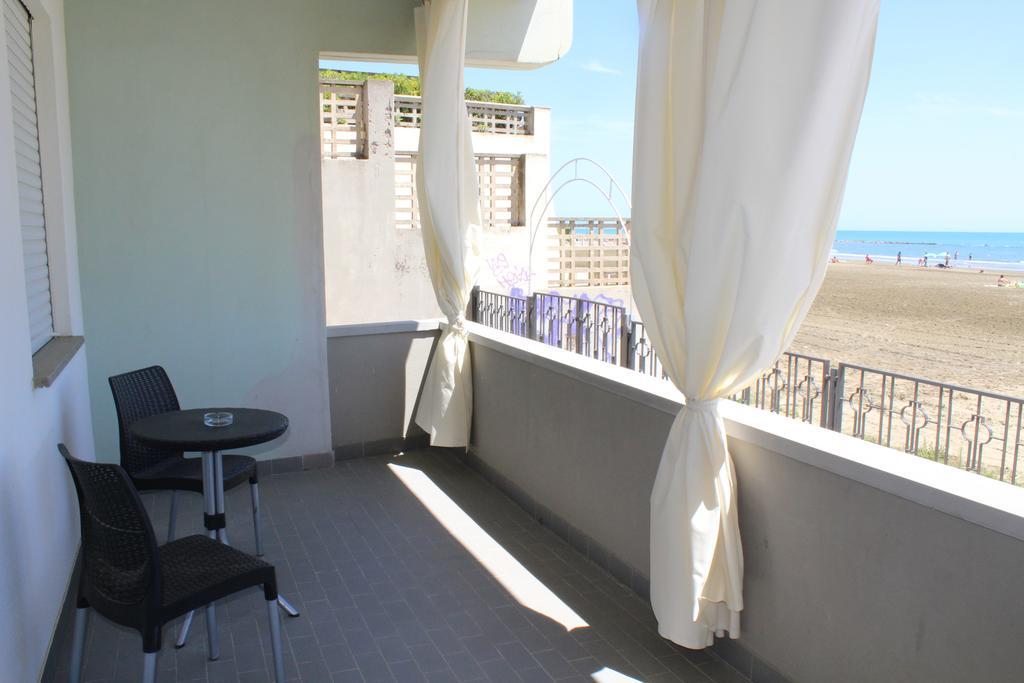Marocca Hotell Nettuno Eksteriør bilde
