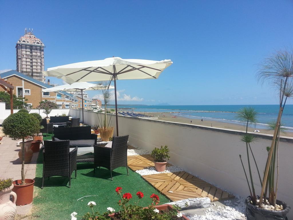 Marocca Hotell Nettuno Eksteriør bilde