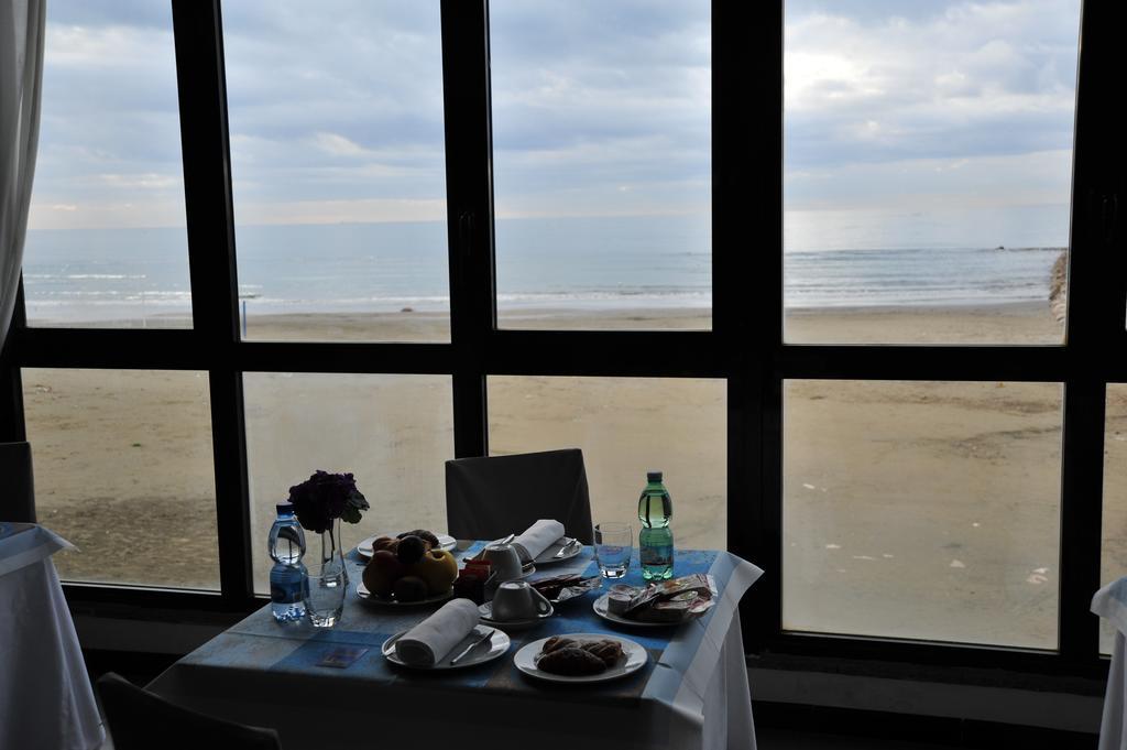 Marocca Hotell Nettuno Eksteriør bilde